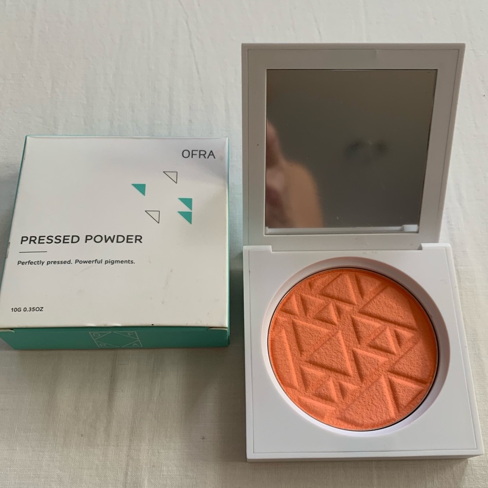 NIB OFRA Mai Tai Pressed Powder